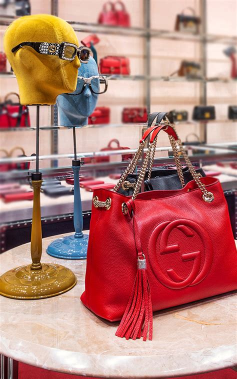 gucci outlet bicester|gucci handbags outlet london.